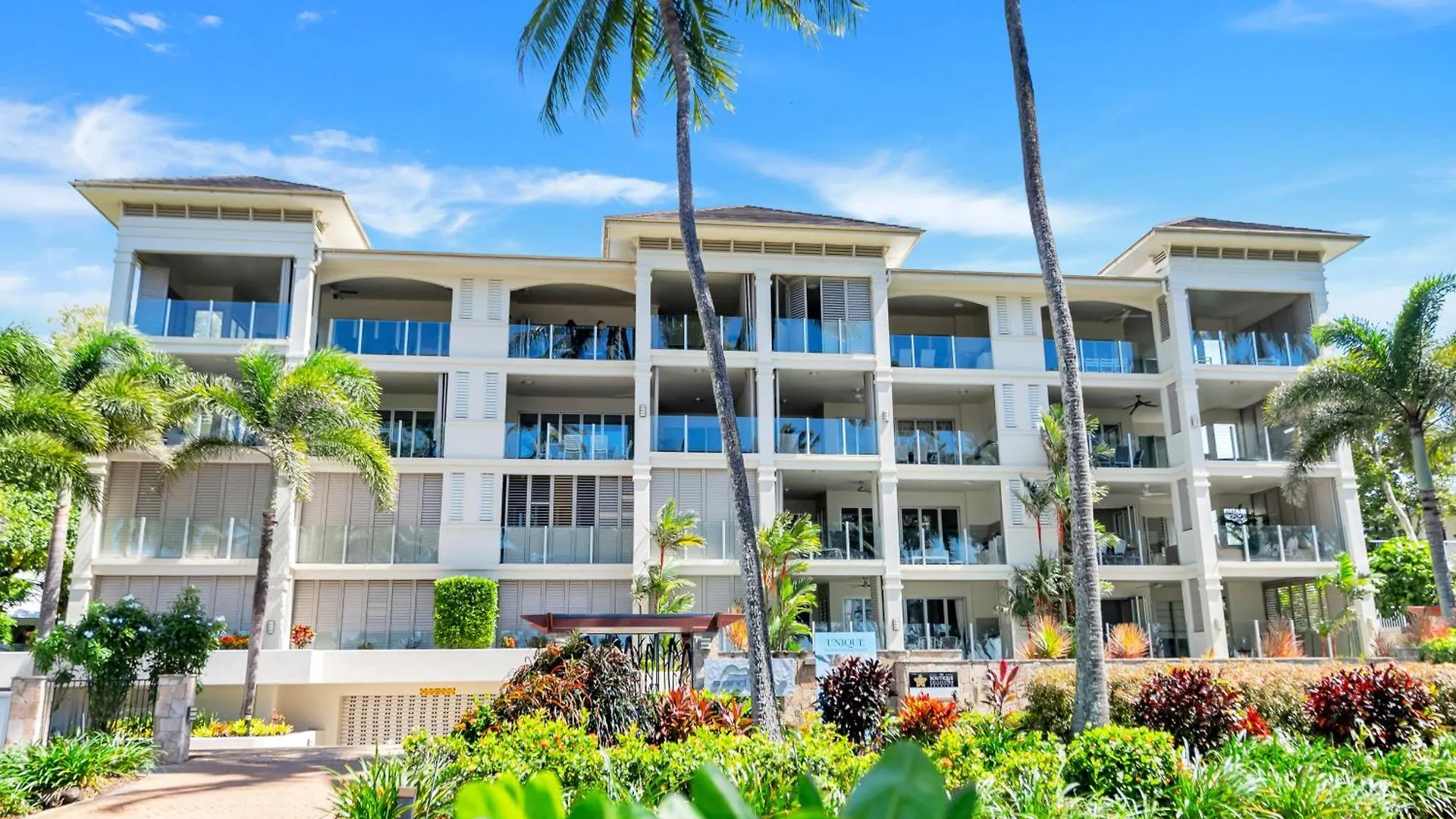 Oceanic Oasis - Your Pool Paradise By Palm Beach Palm Cove Apartman