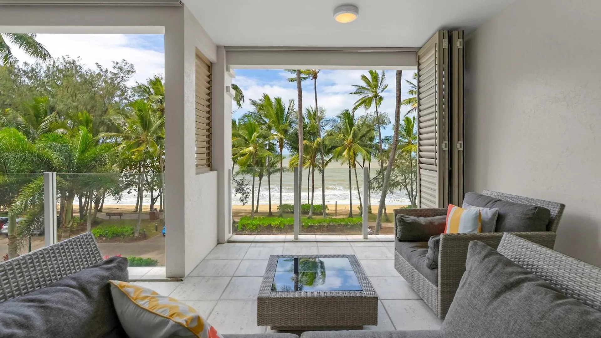Oceanic Oasis - Your Pool Paradise By Palm Beach Palm Cove Apartman